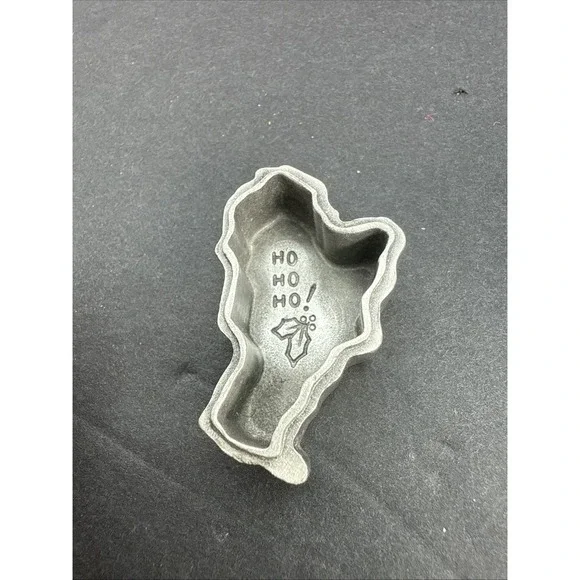 Vintage Brooch Earrings Pewter Pin 1.5" Christmas Santa With Earring Box Ms Dee - Picture 6 of 15